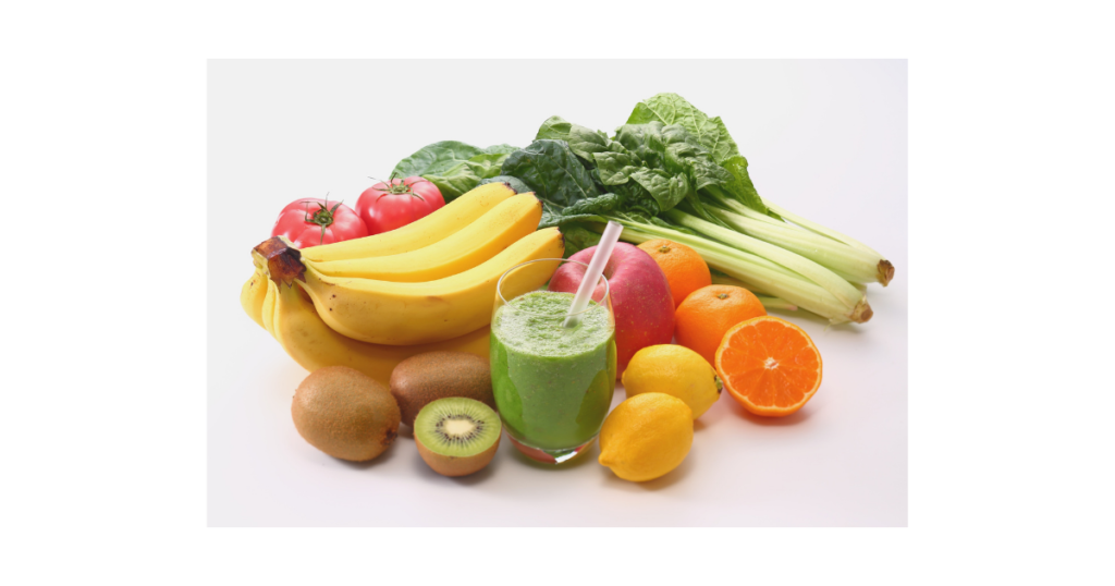 [food_diet] スムージーとフルーツ・野菜（人物なし・白背景）